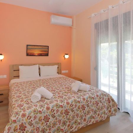 Agapitos Apartments นิกิติ ภายนอก รูปภาพ