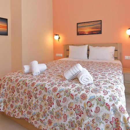 Agapitos Apartments นิกิติ ภายนอก รูปภาพ