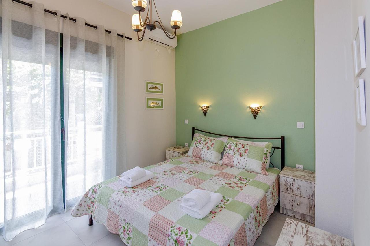 Agapitos Apartments นิกิติ ภายนอก รูปภาพ