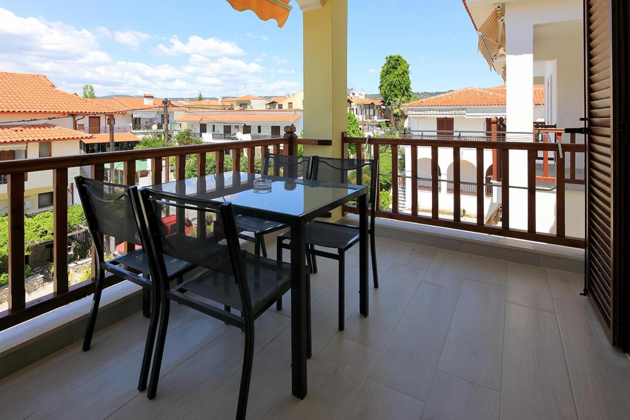 Agapitos Apartments นิกิติ ภายนอก รูปภาพ