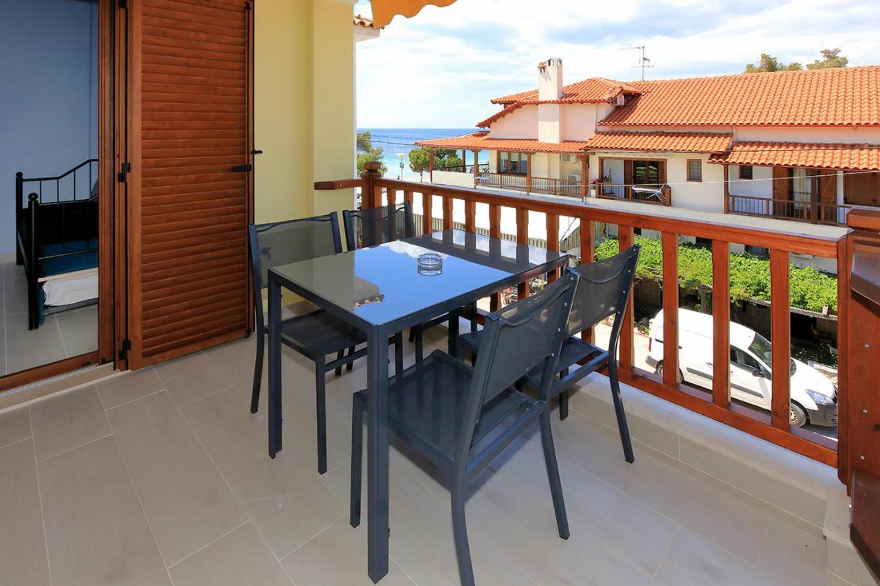 Agapitos Apartments นิกิติ ภายนอก รูปภาพ