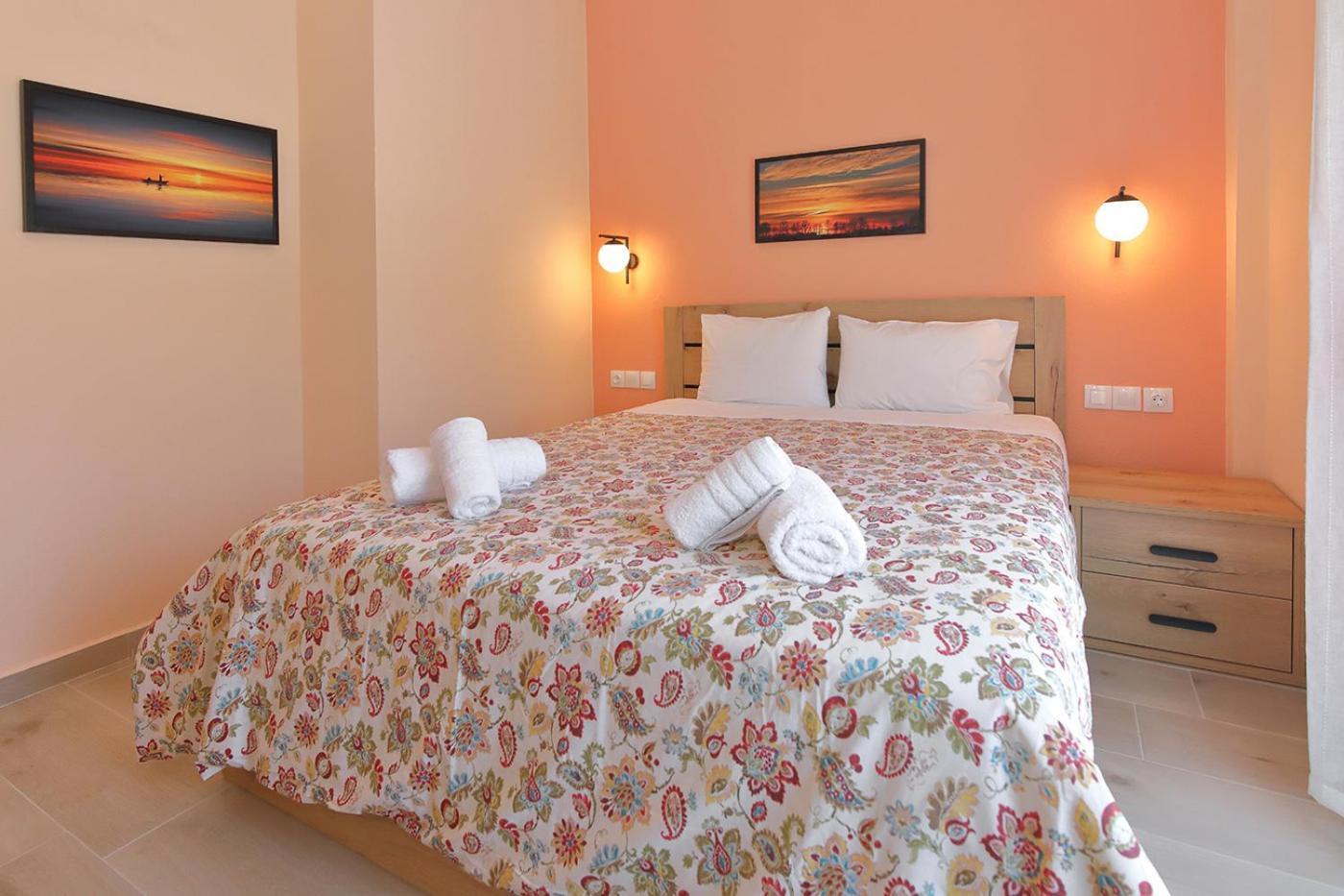 Agapitos Apartments นิกิติ ภายนอก รูปภาพ