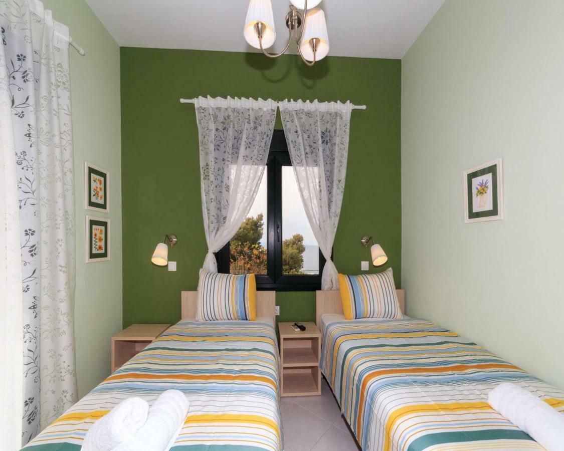 Agapitos Apartments นิกิติ ภายนอก รูปภาพ